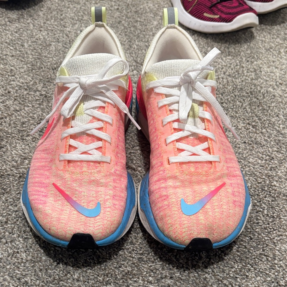 Nike Invincible Run 3 - Bloom Size: 8.5